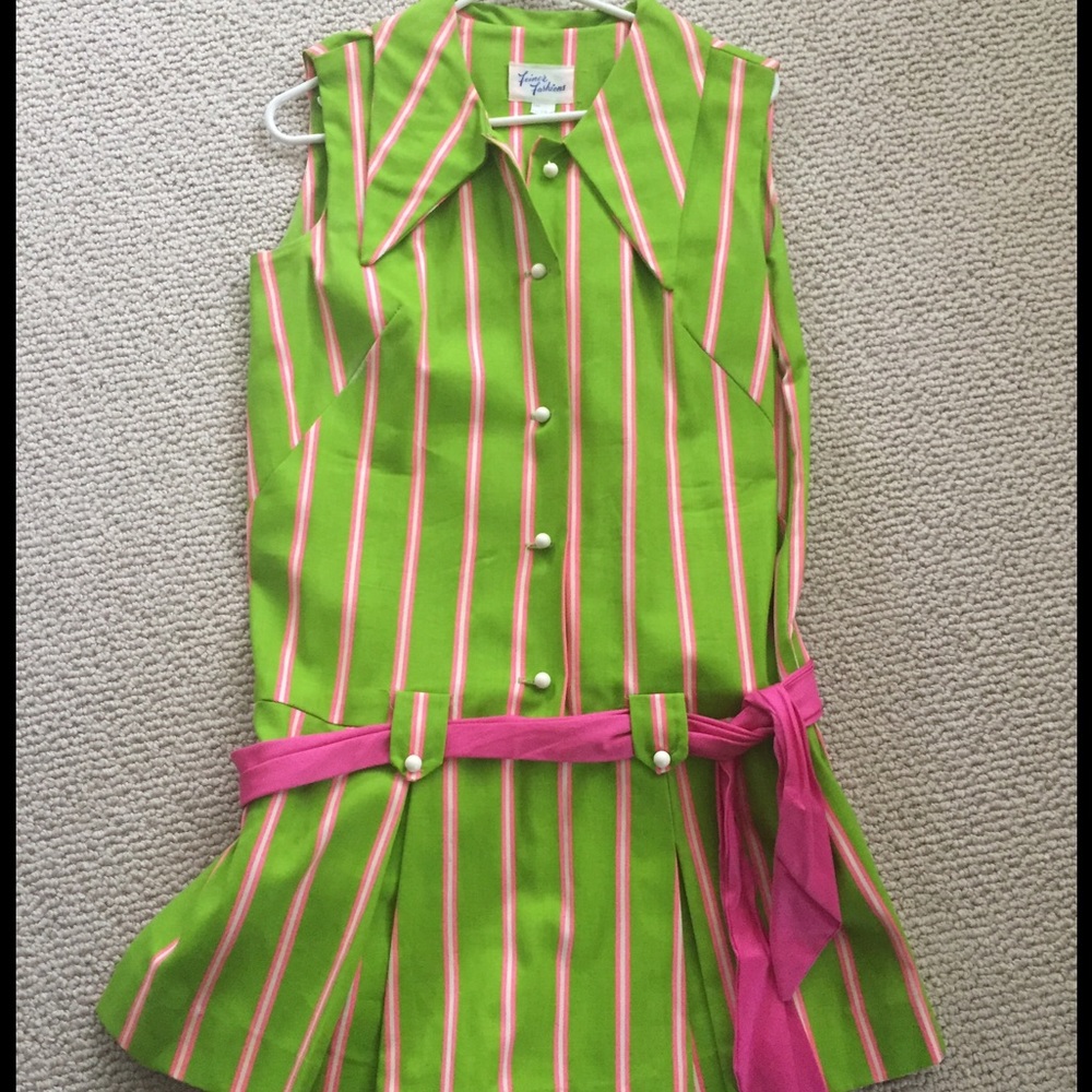 Attention Lilly lovers- PinkGreen Vintage romper!